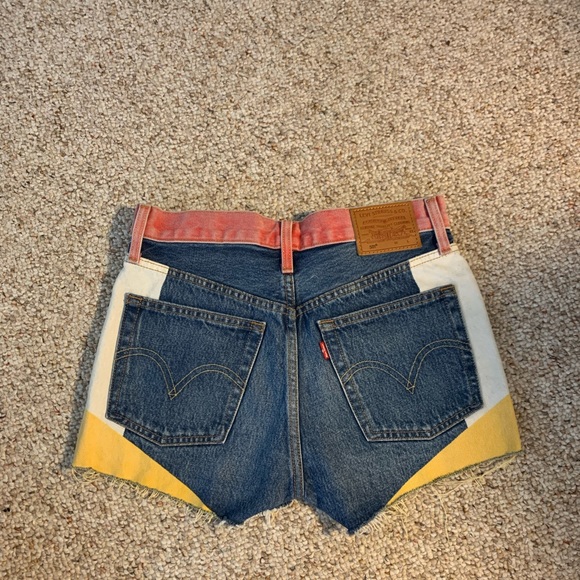 501 High Rise Medium Wash Color Block Denim Shorts - Picture 4 of 4